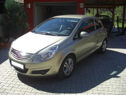 OPEL CORSA 1,2 16V COSMO 